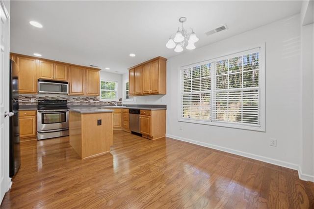910 Park Knoll Court, Lawrenceville, GA 30043