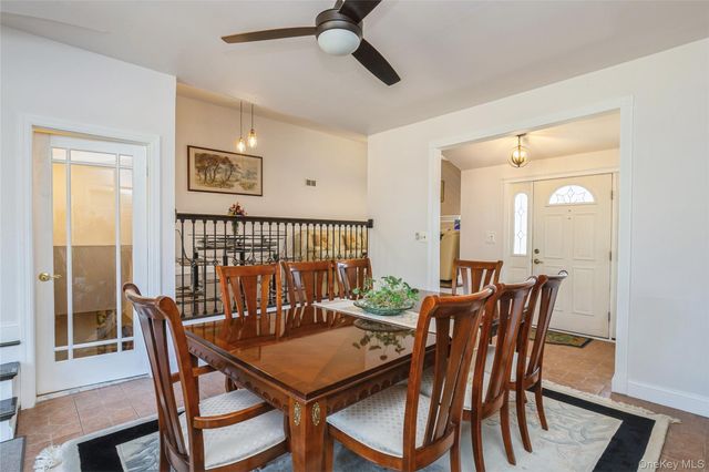 68 Lauren Avenue, Dix Hills, NY 11746