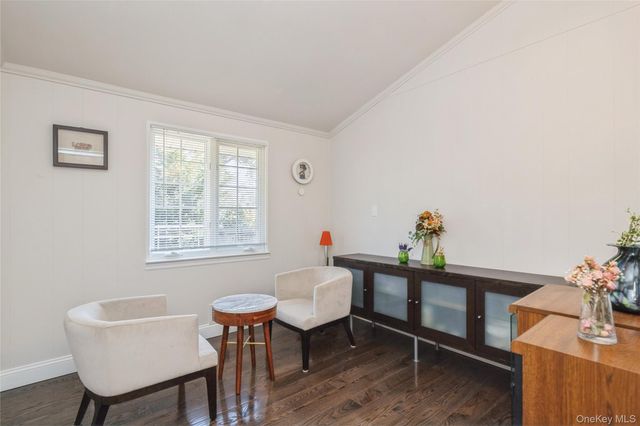 68 Lauren Avenue, Dix Hills, NY 11746