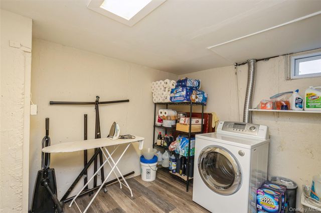 68 Lauren Avenue, Dix Hills, NY 11746