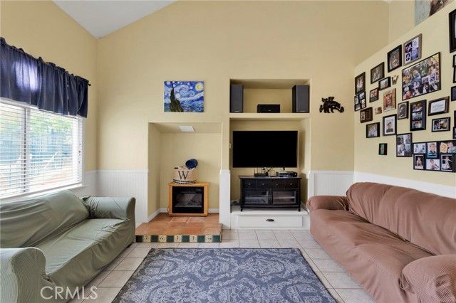 8249 Beaver, Phelan, CA 92371