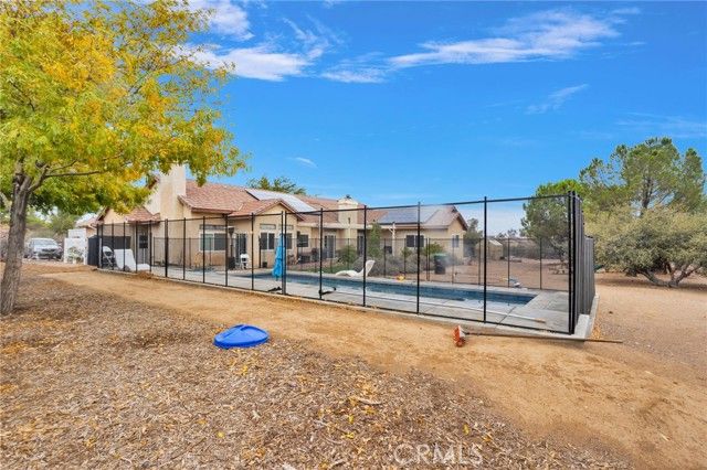 8249 Beaver, Phelan, CA 92371