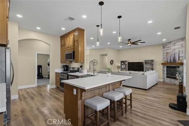 4401 Palisades, Bakersfield, CA 93308