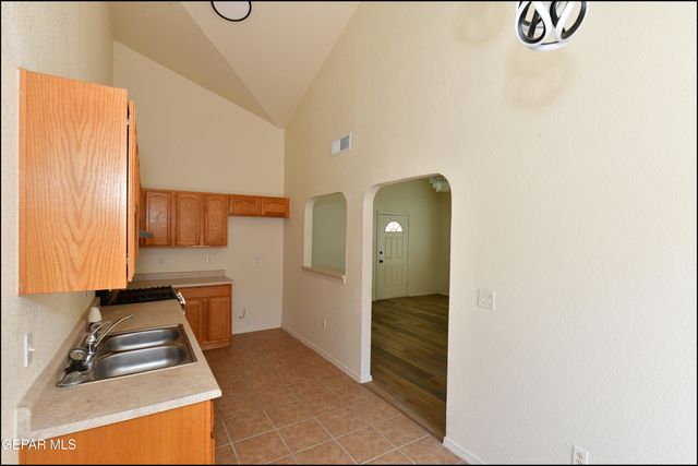 14513 Desierto Bello Avenue, Horizon City, TX 79928