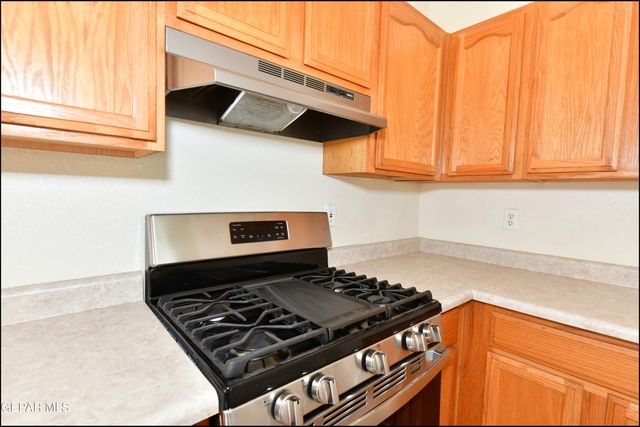 14513 Desierto Bello Avenue, Horizon City, TX 79928