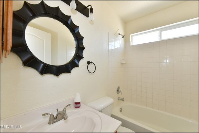 14513 Desierto Bello Avenue, Horizon City, TX 79928