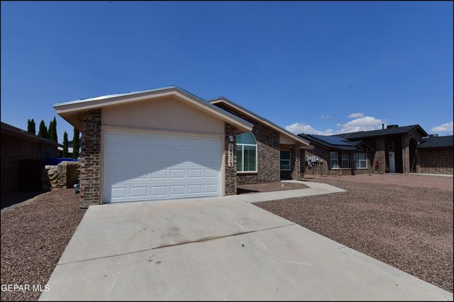 14513 Desierto Bello Avenue, Horizon City, TX 79928