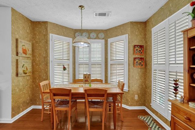 2608 Dreux NW Court, Kennesaw, GA 30152