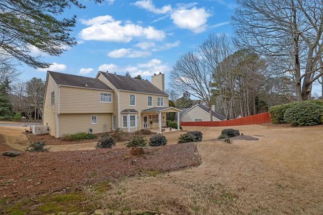 2608 Dreux NW Court, Kennesaw, GA 30152