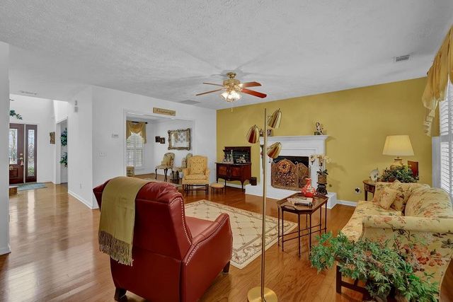 2608 Dreux NW Court, Kennesaw, GA 30152