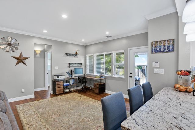 2551 Avalon Dr, Sacramento, CA 95821