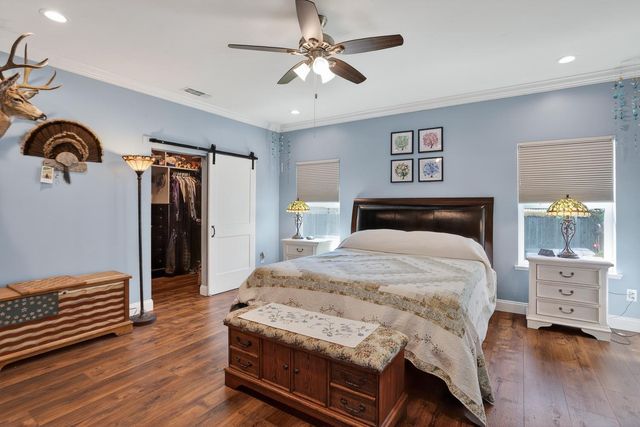 2551 Avalon Dr, Sacramento, CA 95821