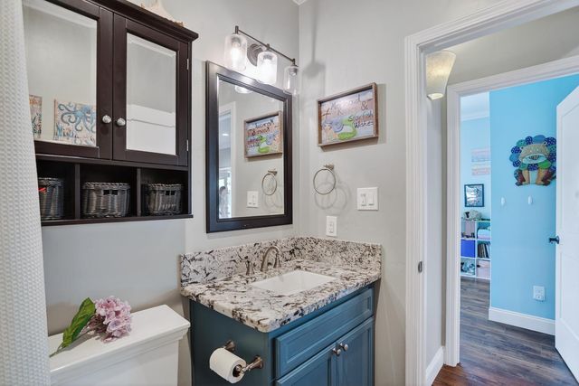 2551 Avalon Dr, Sacramento, CA 95821