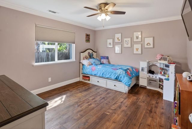 2551 Avalon Dr, Sacramento, CA 95821