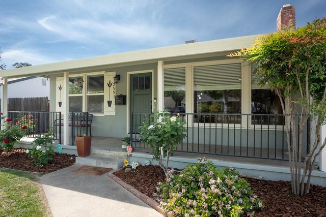 2551 Avalon Dr, Sacramento, CA 95821