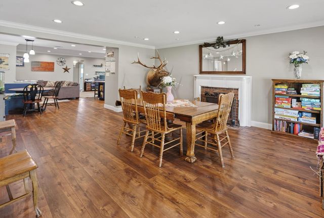 2551 Avalon Dr, Sacramento, CA 95821