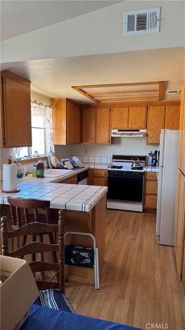 31195 Stanley Street, Lucerne Valley, CA 92356