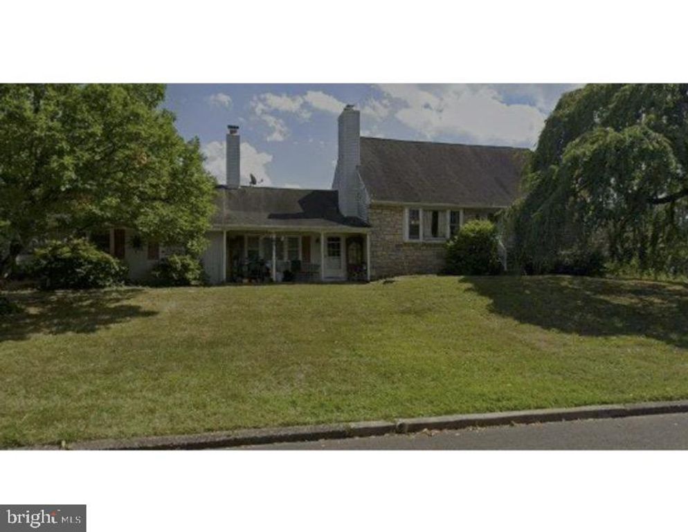 100 NEW JERSEY AVE, Chalfont, PA 18914