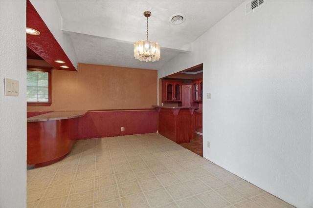 6946 Cole Creek Drive, Houston, TX 77092