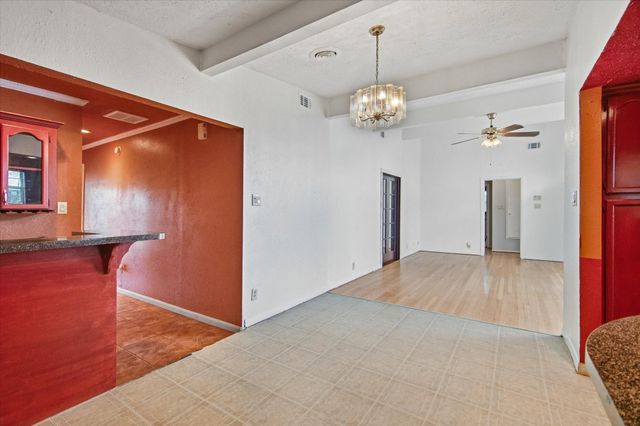 6946 Cole Creek Drive, Houston, TX 77092