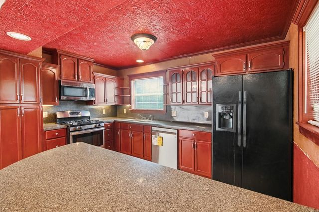 6946 Cole Creek Drive, Houston, TX 77092