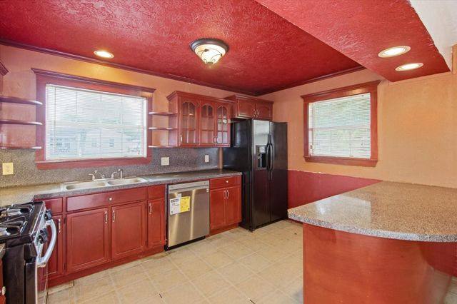 6946 Cole Creek Drive, Houston, TX 77092