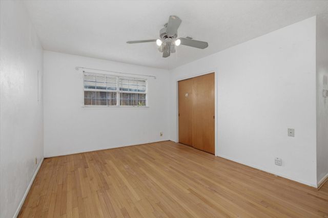 6946 Cole Creek Drive, Houston, TX 77092