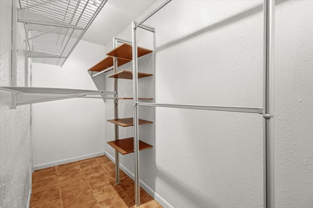 6946 Cole Creek Drive, Houston, TX 77092