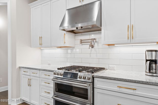 2911 Legends Drive, Southport, NC 28461