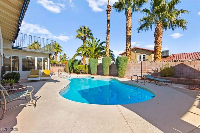 3842 Higley Street, Las Vegas, NV 89103