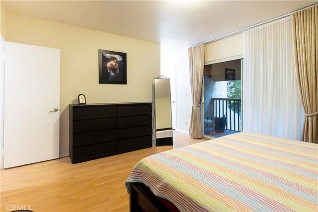 9551 Via Ricardo, Burbank, CA 91504