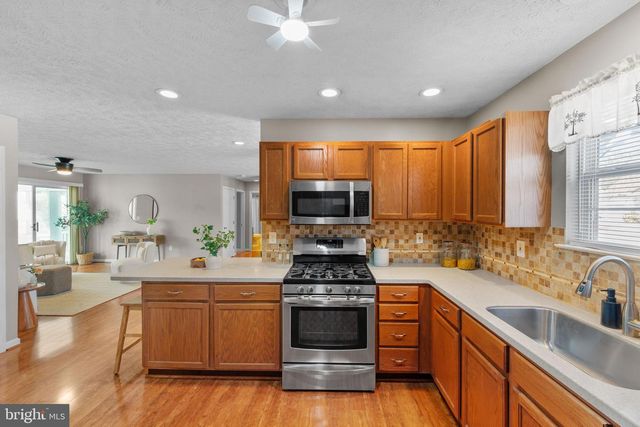 1215 MARKHAM LN, Pasadena, MD 21122