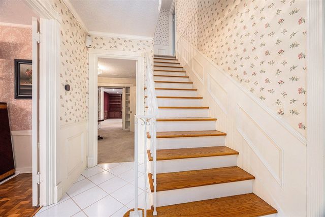 1761 Chevy Chase Boulevard, Kalamazoo, MI 49008