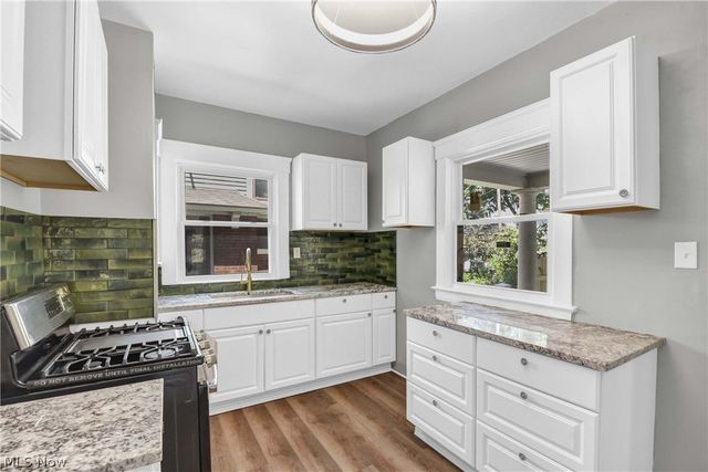 2231 Bellfield Avenue, Cleveland Heights, OH 44106