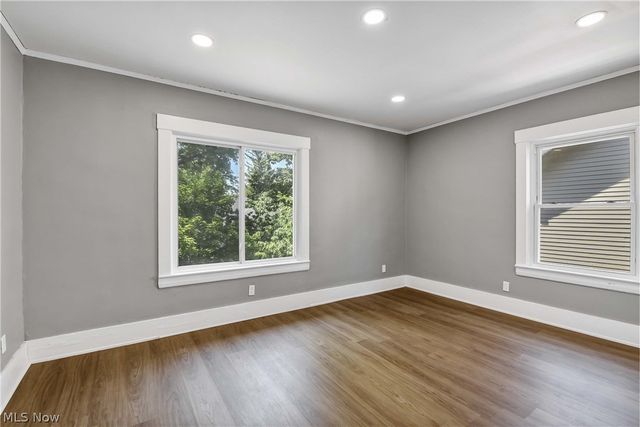 2231 Bellfield Avenue, Cleveland Heights, OH 44106