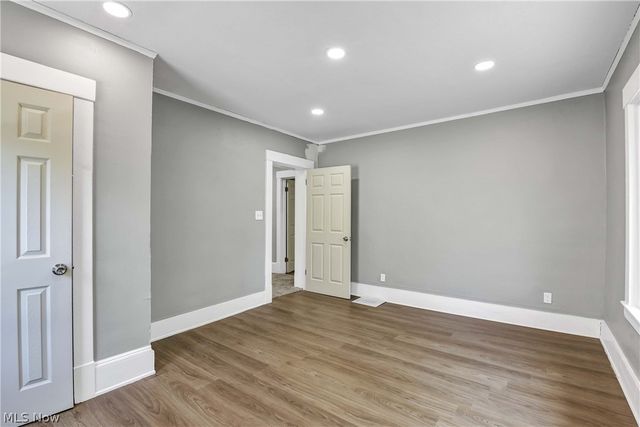 2231 Bellfield Avenue, Cleveland Heights, OH 44106