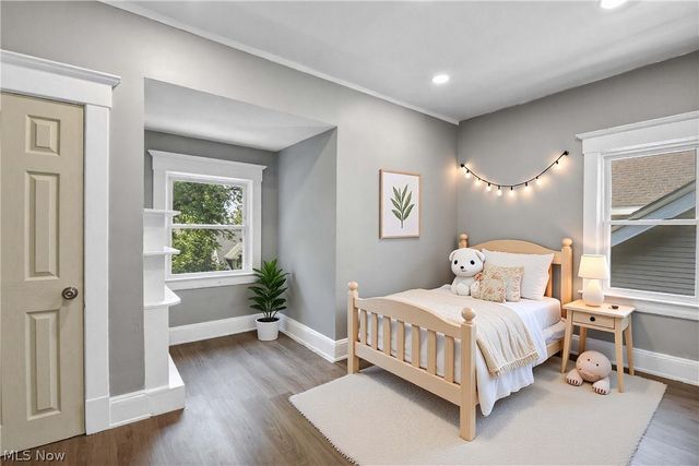2231 Bellfield Avenue, Cleveland Heights, OH 44106