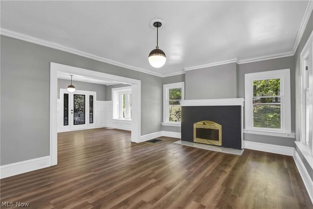 2231 Bellfield Avenue, Cleveland Heights, OH 44106