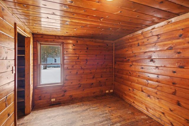 718 S Mill Street, Reed City, MI 49677