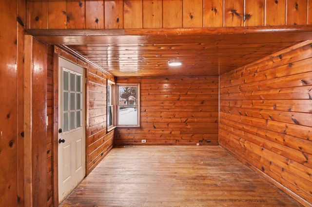 718 S Mill Street, Reed City, MI 49677