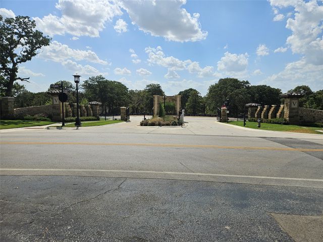 1912 Serendipity Court, Westlake, TX 76262