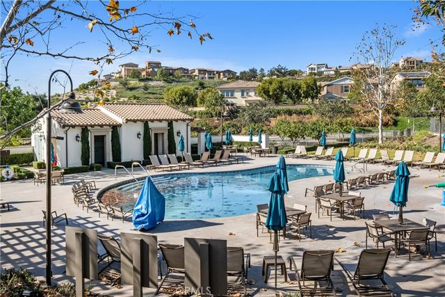 49 Cadencia, Rancho Mission Viejo, CA 92694