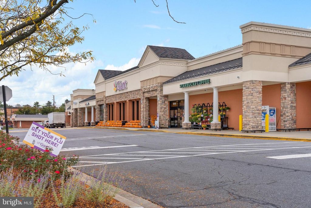 Image 47 of property listing at 3912 GELDING LN, Olney, MD 20832