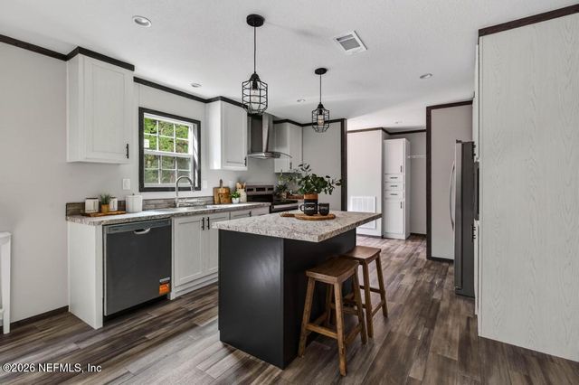 4819 JOAN Avenue, Middleburg, FL 32068