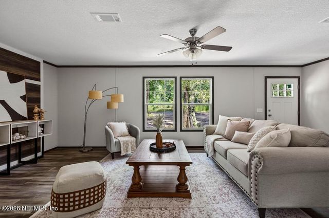 4819 JOAN Avenue, Middleburg, FL 32068