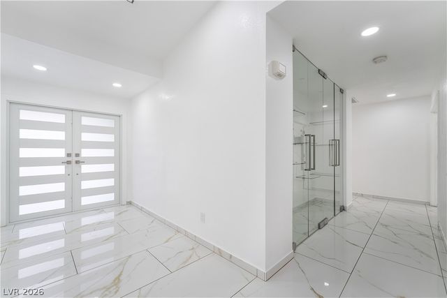 3160 East Viking Road, Las Vegas, NV 89121