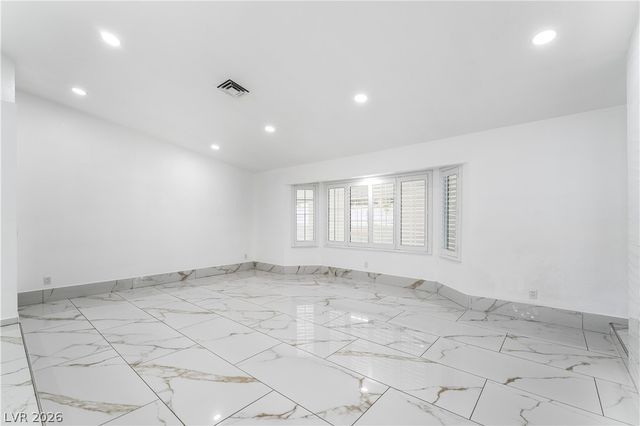 3160 East Viking Road, Las Vegas, NV 89121