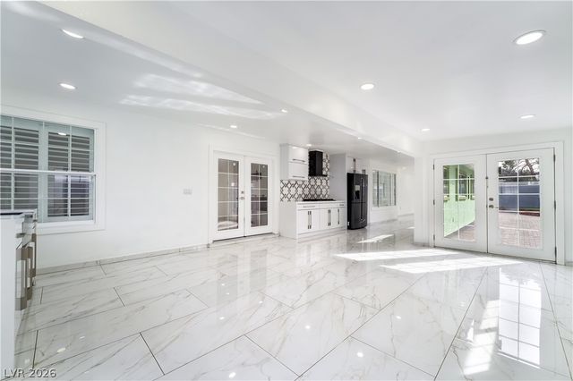 3160 East Viking Road, Las Vegas, NV 89121