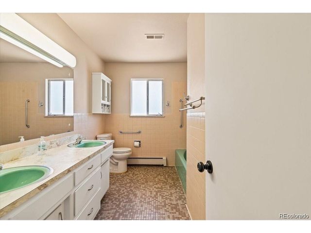 5 Rutgers Ave, Pueblo, CO 81005