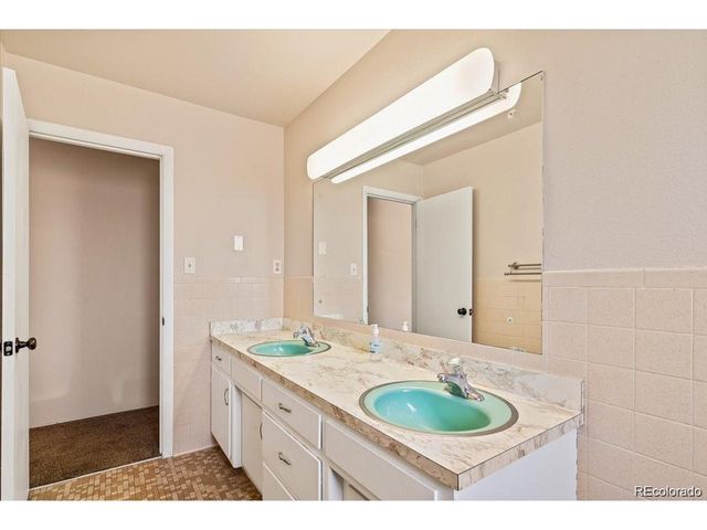 5 Rutgers Ave, Pueblo, CO 81005